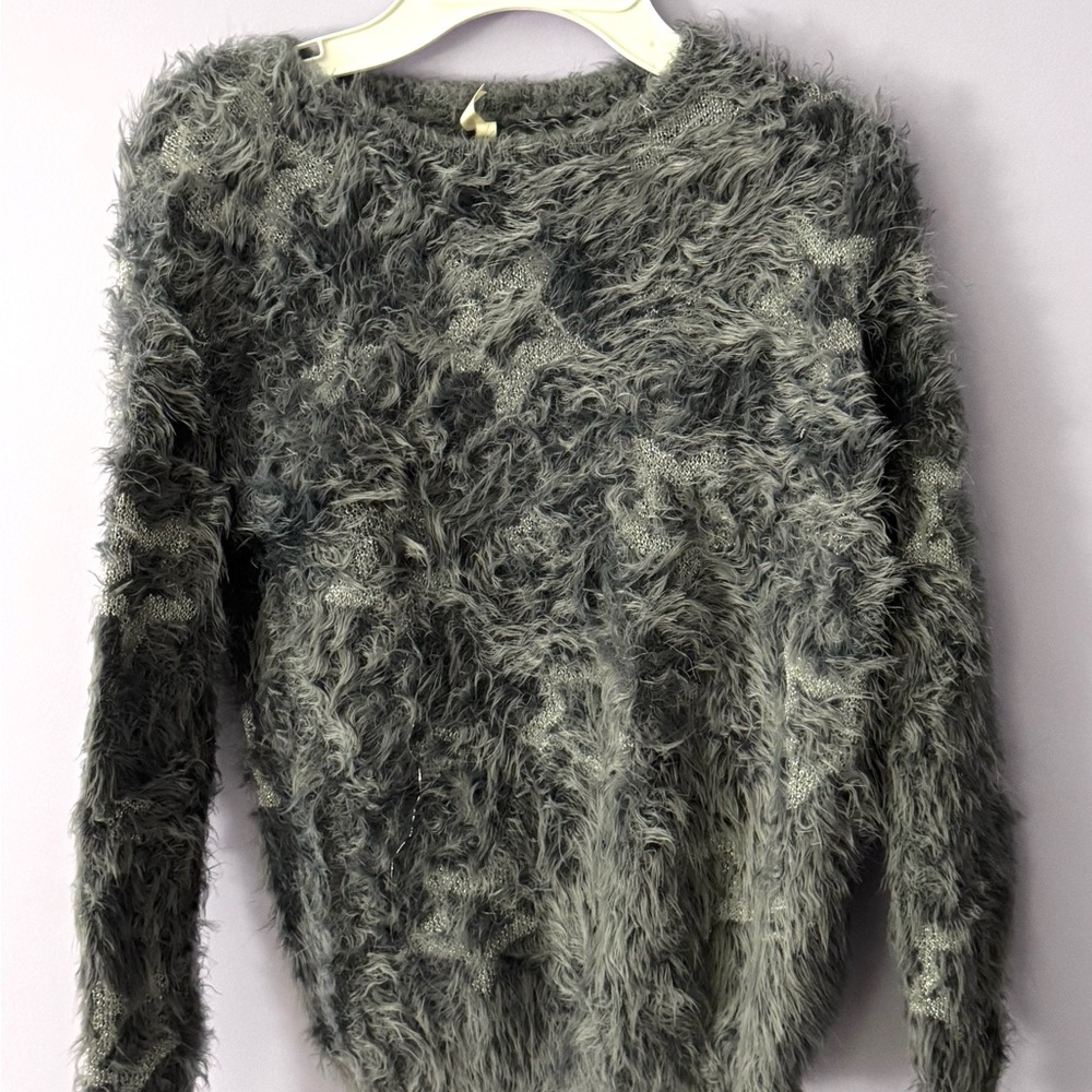 Plum Girls Size 11-12 Fuzzy Sweater